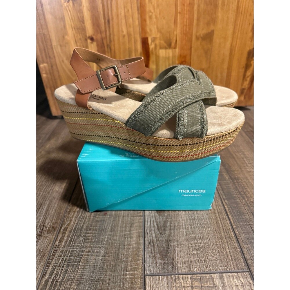 Maurices Brylee Wedge Sandals Sz. 9 New